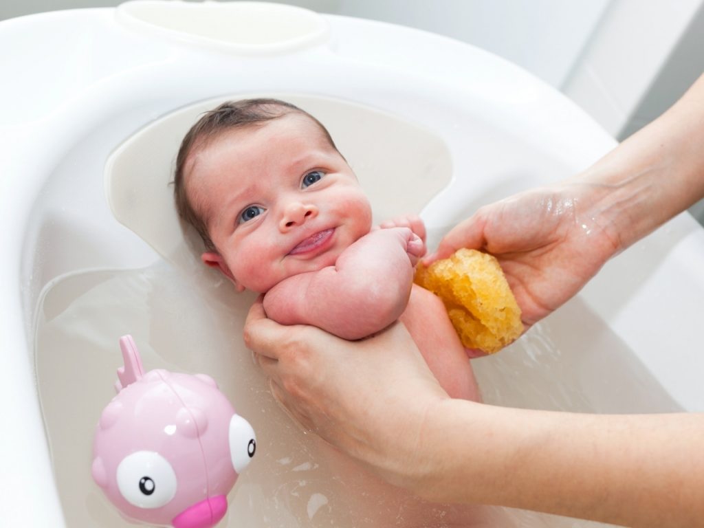 How to Bathe a Newborn Baby