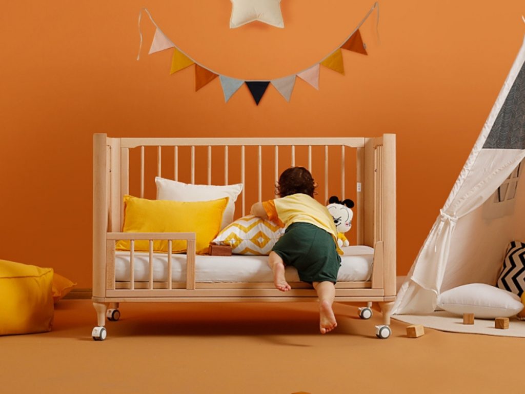Top Best Portable Cribs