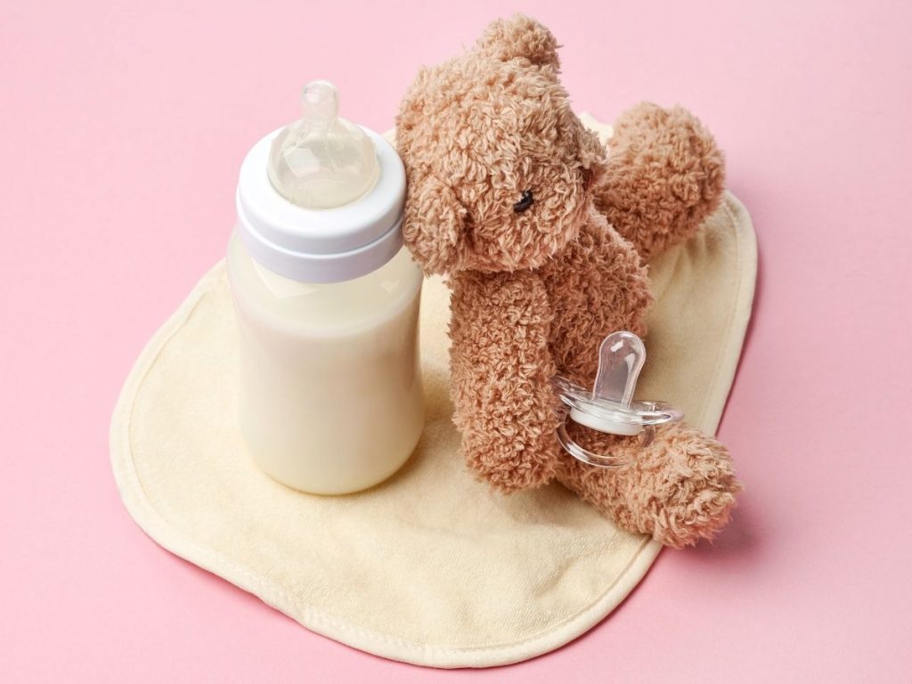 Proper Milk Intake of a Three Month Old Baby