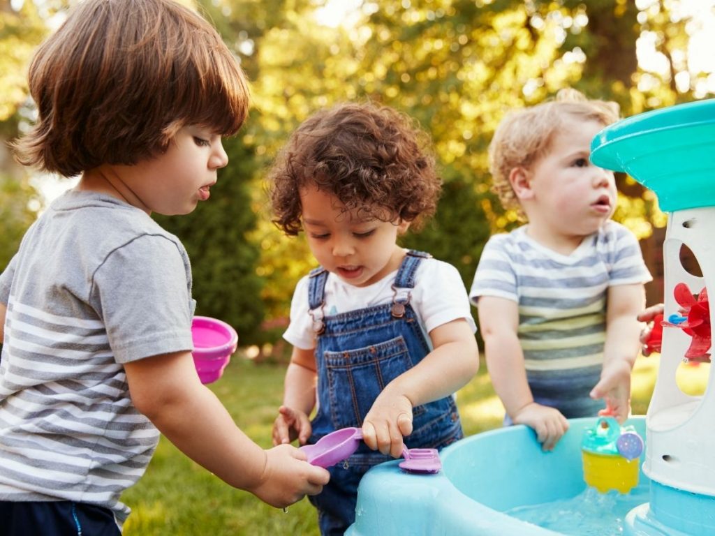 Best Baby Water Tables Reviews and Buying Guide
