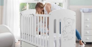 Top Best Mini Cribs