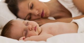 Why Does the Newborn Baby Not Sleep During the Day