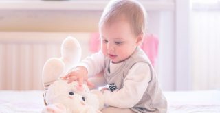 Best Baby Plush Toys Reviews and Buying Guide